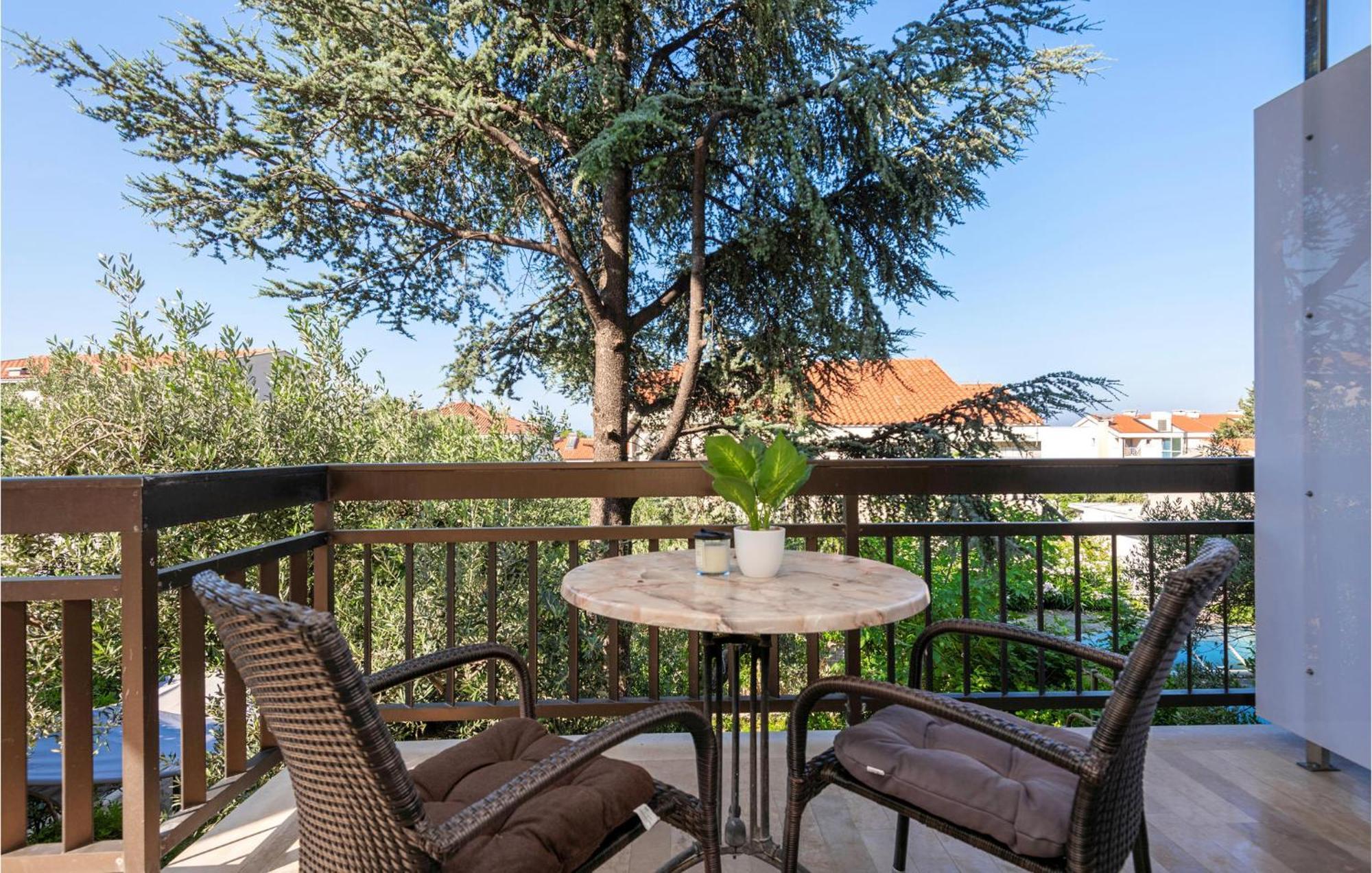 Awesome Apartment In Makarska With Wifi Esterno foto