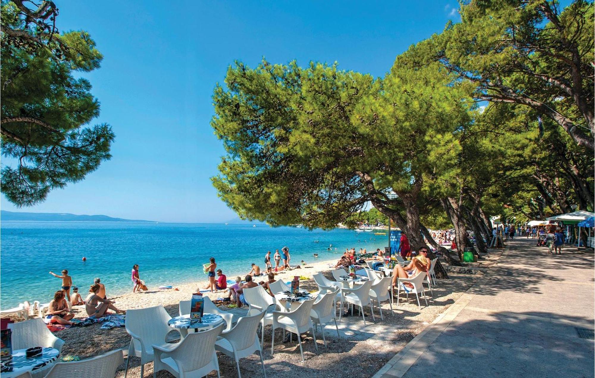 Awesome Apartment In Makarska With Wifi Esterno foto