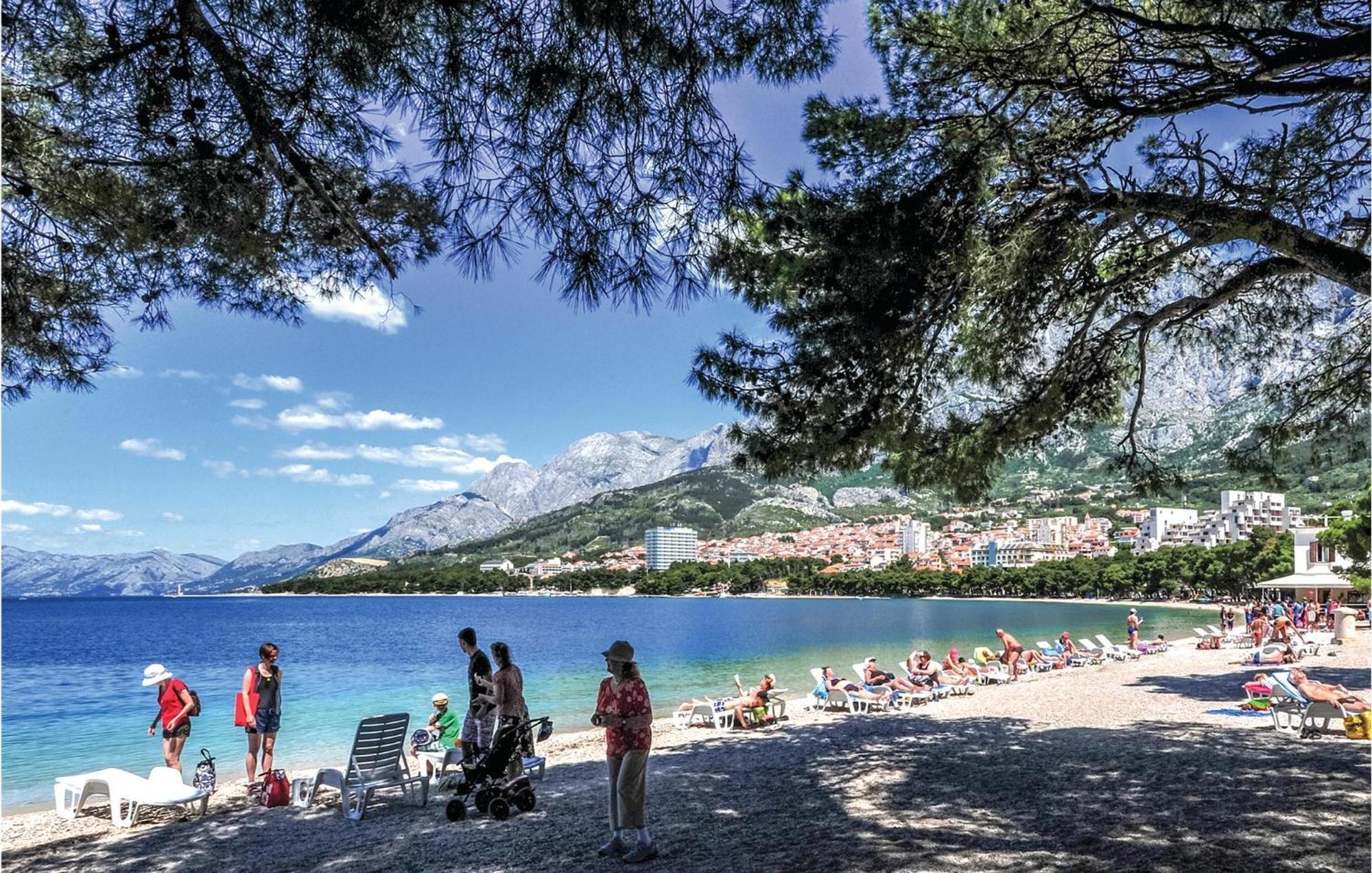 Awesome Apartment In Makarska With Wifi Esterno foto